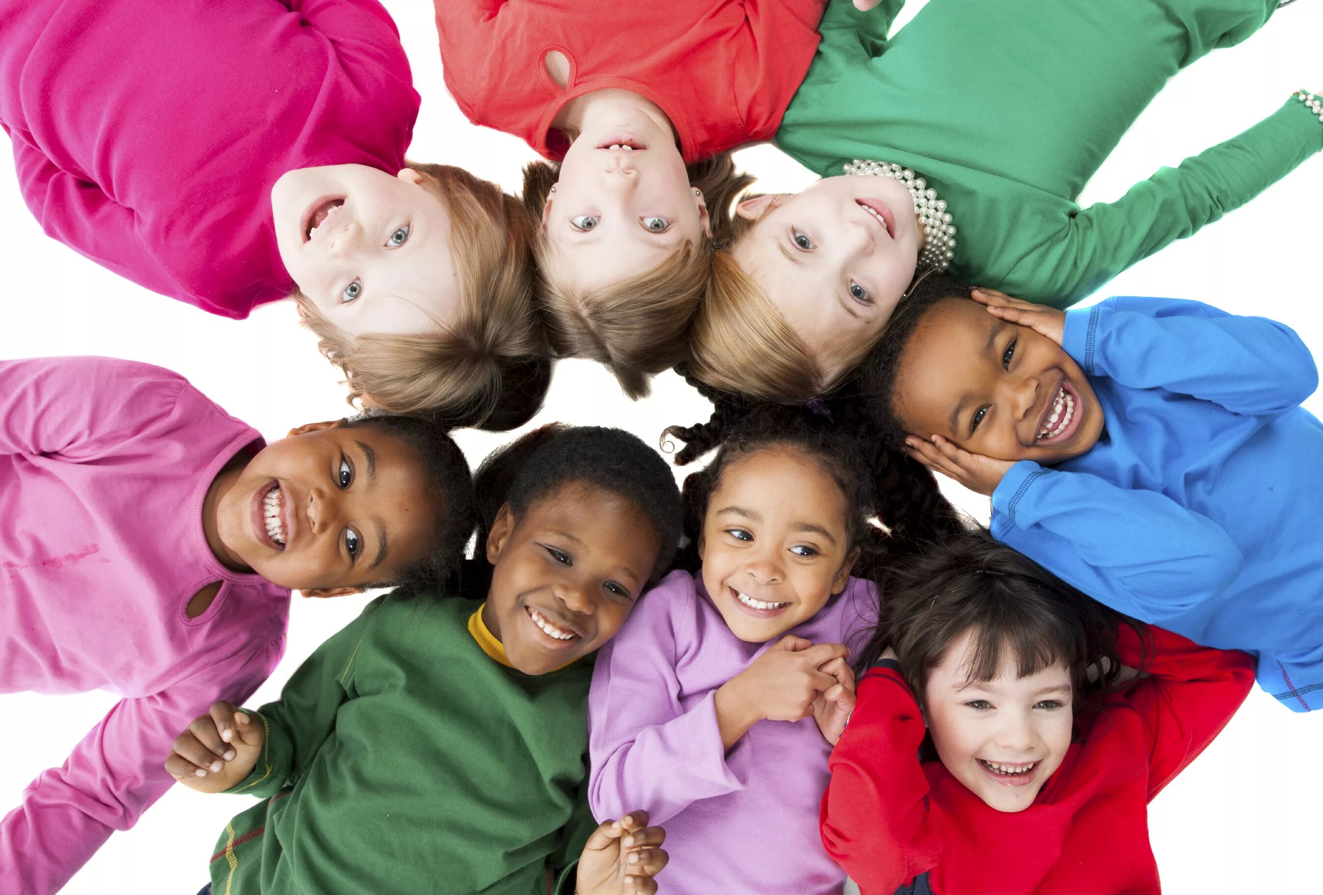 Здоровье этнических групп. Группа детей. Разные дети. Детский коллектив. Дети разных возрастов.