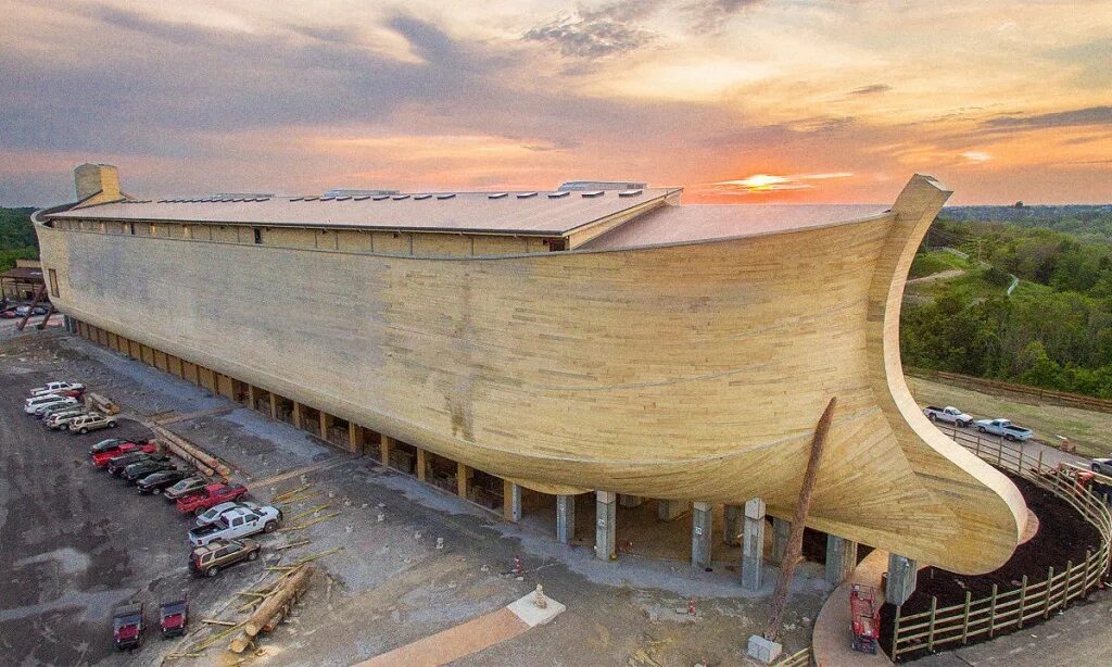 Копия ноева ковчега в голландии. Ноев ковчег в кентукки. Ковчег ноя реконструкция кентукки. Ковчег штат кентукки ноев. Ноев ковчег.