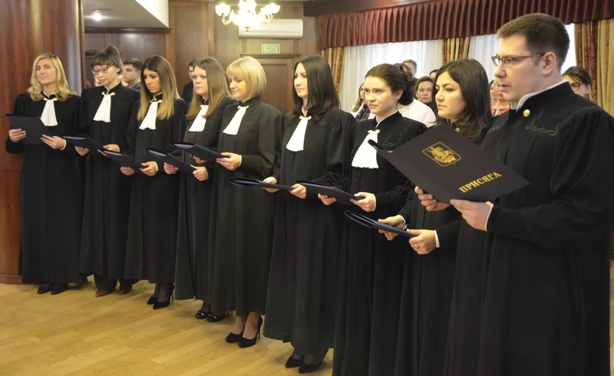 Судья волкова. Кандидат на должность судьи. Мантия судьи. Федеральный судья. Российский судья.