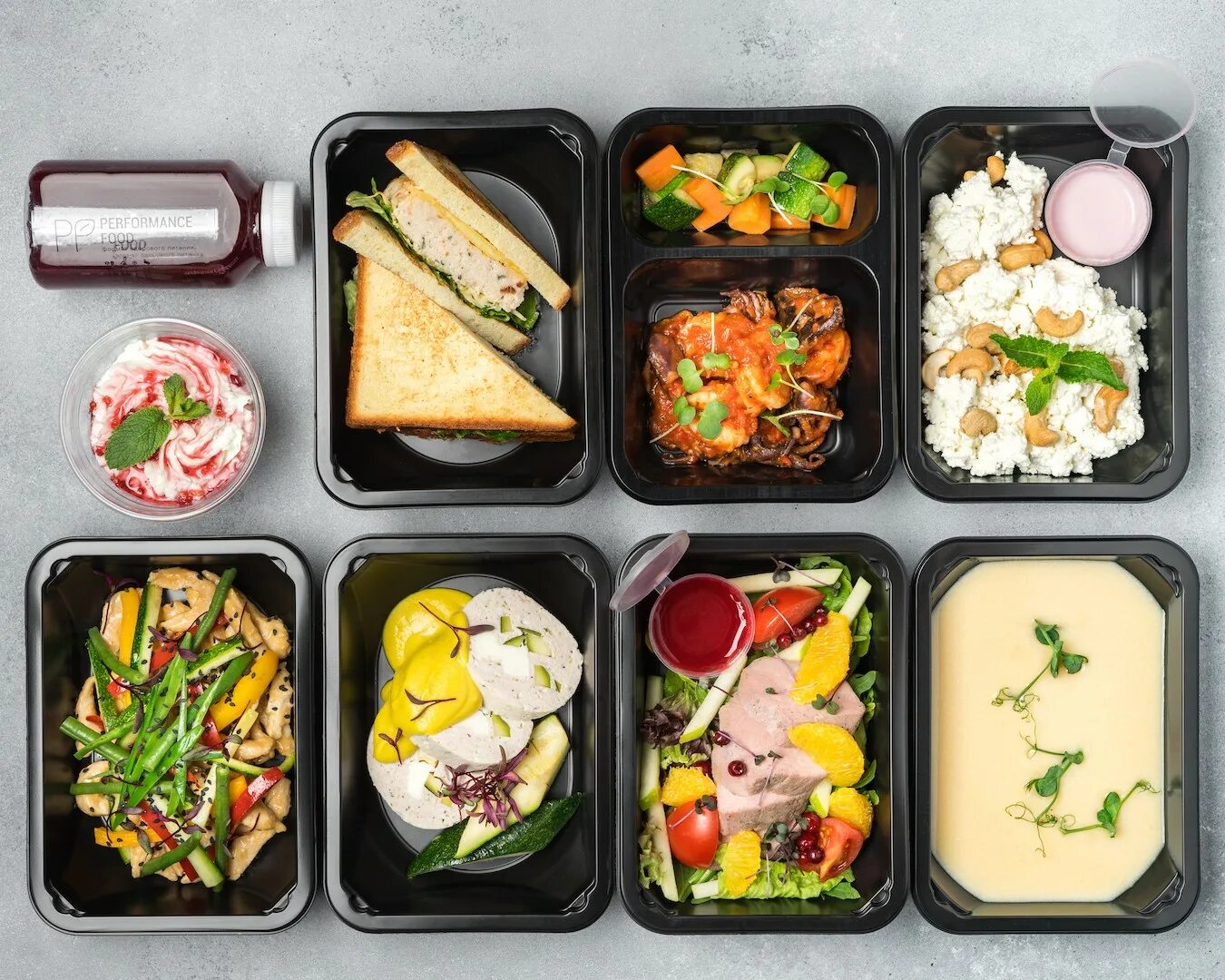 Готовые наборы еды. Поднос с едой в самолете. Контейнер для еды. Готовые обеды. Чебоксары еда.