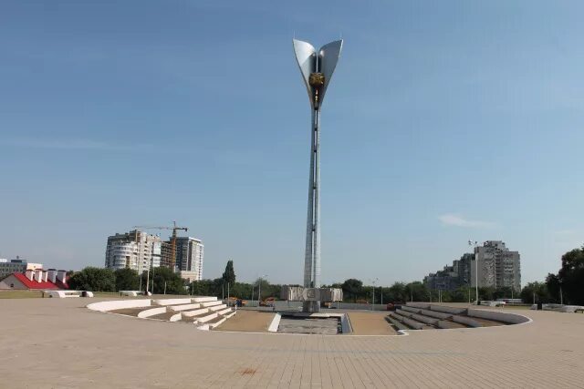 В каком городе находится освободителям. Мемориальный комплекс стела ростов. ростов мемориальный комплекс «воинам-освободителям. мемориальный комплекс «воинам-освободителям города ростова-на-дону». мемориал на театральной площади ростова на дону.