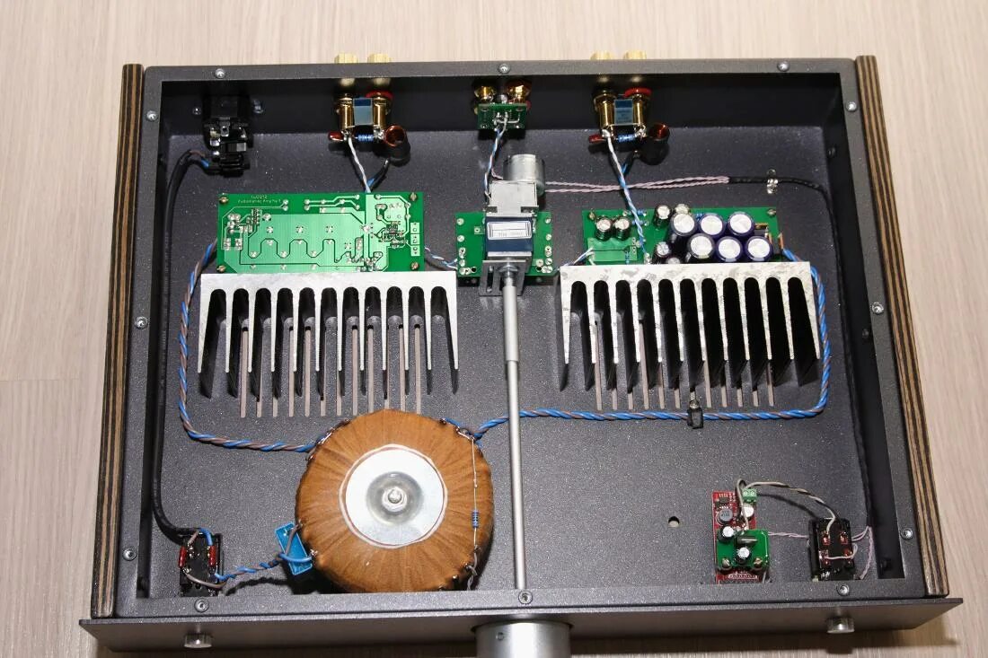 Hi end усилитель на lm3886. Lm3886 Аудиоманьяк. Lm3886 Вегалаб. Усилитель мощности Hi-Fi 60.2. Усилитель хай фай