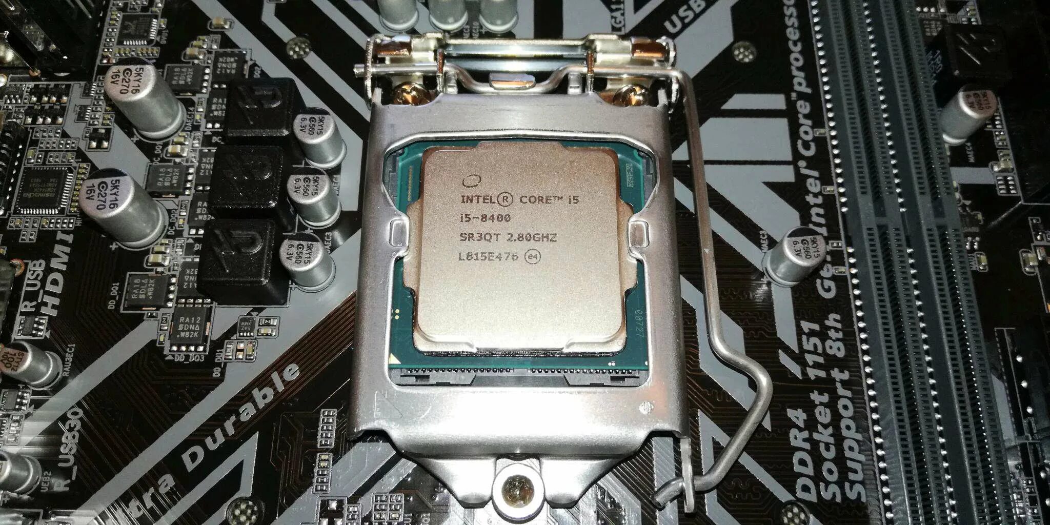 Intel Core i5-8400. Процессор Intel Core i5 8400, LGA 1151v2 OEM. LGA 1151-v2 Core i5. Intel Core i5 8400 сокет. Интел коре i5 8400