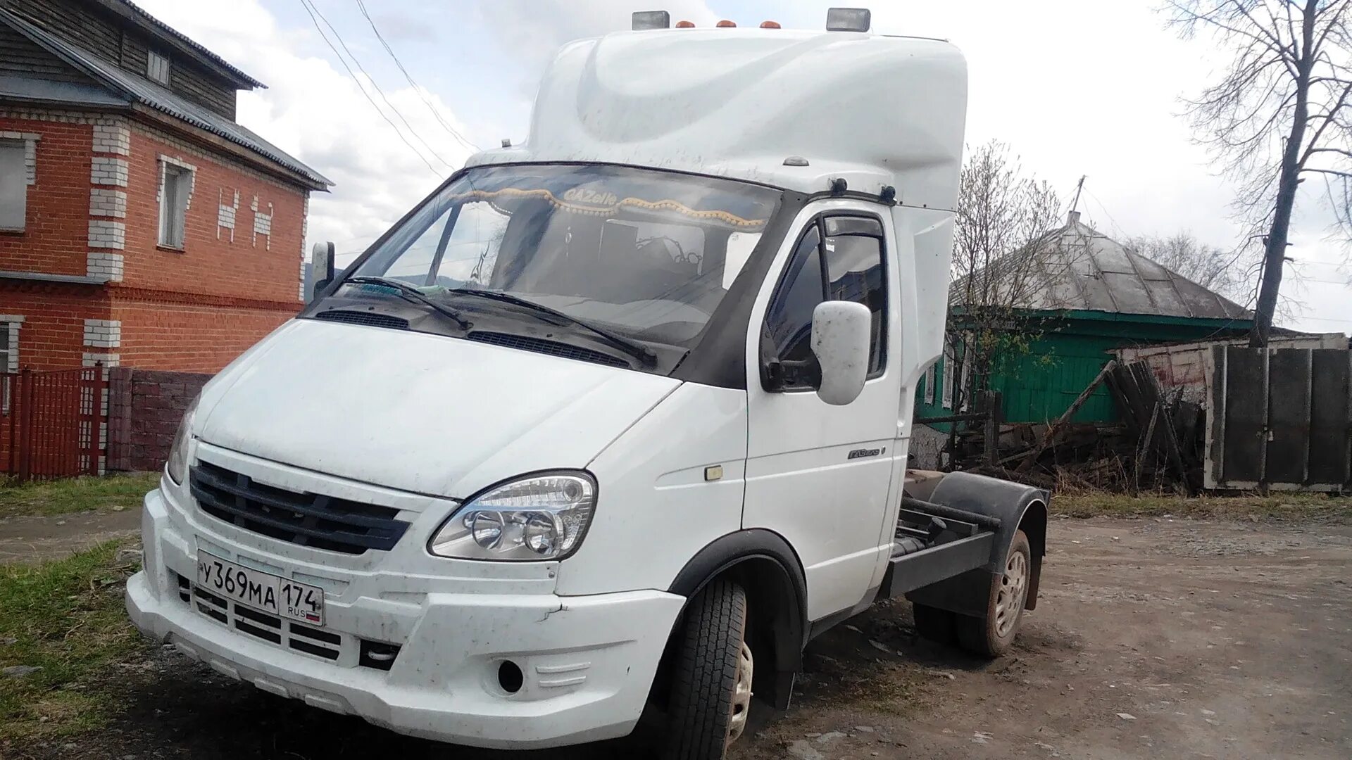Газ 3302 фото бортовая газель. Hyundai porter грузовой. Мини газель. Газ 2752 соболь бизнес. Газель терминал.