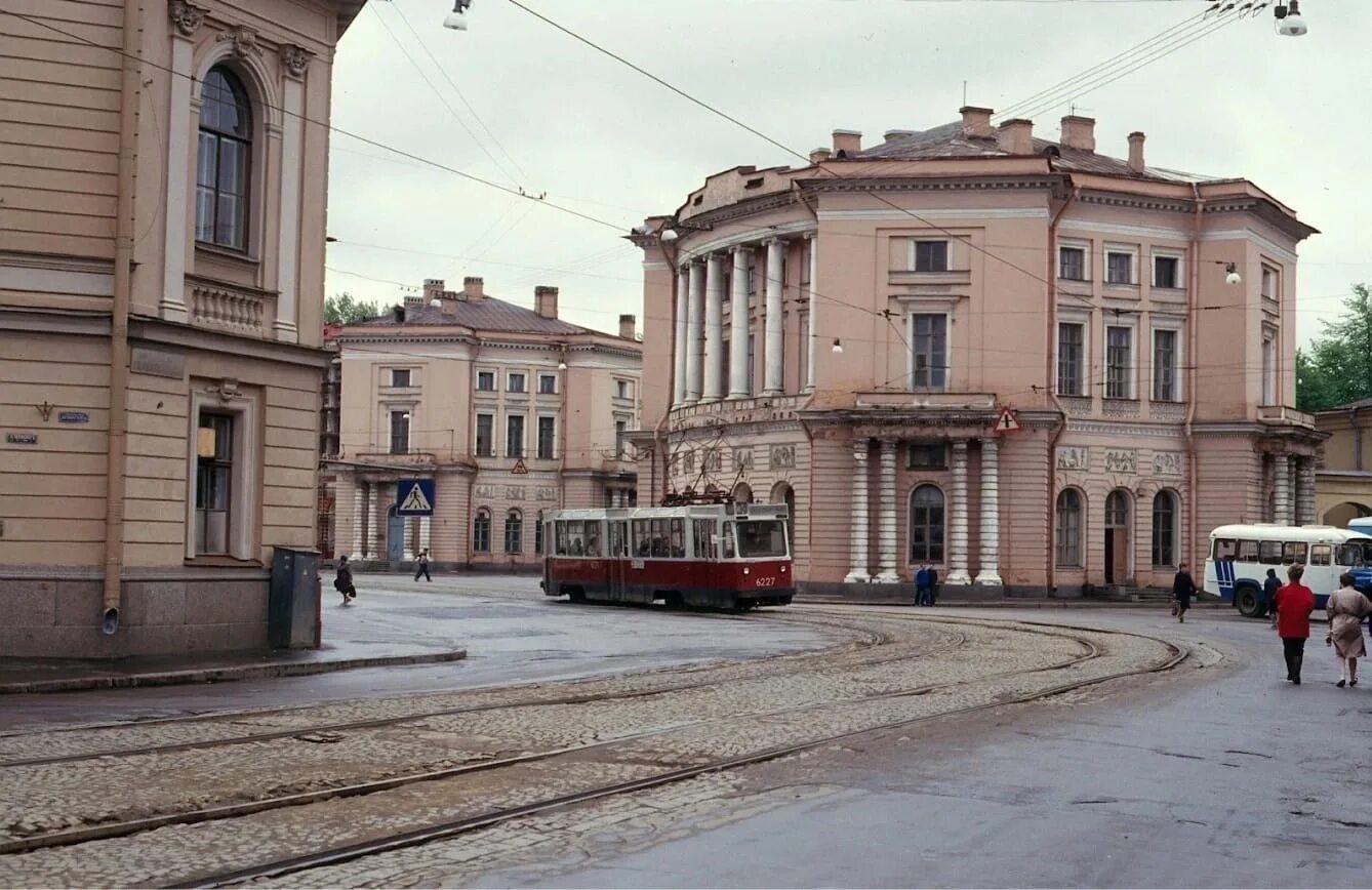 Инженерная улица санкт-петербург. Ул инженерная петербурга. Инженерная, 6. Инженерный сквер санкт-петербург. Ул инженерная петербурга.