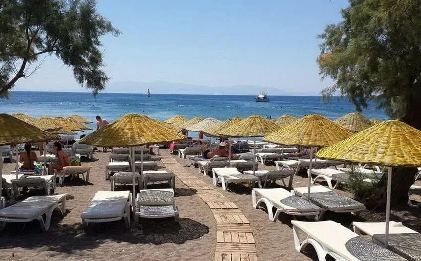 Бодрум какой пляж. Бодрум турция пляжи. пляж в бодруме. bodrum пляжи. пляжи бодрума турция.