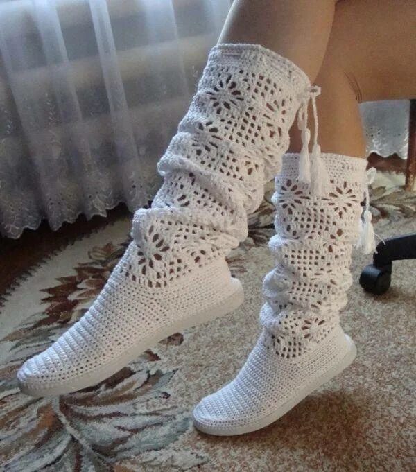 Вязаные сапоги. Вязаные сапожки. Вязаные летние сапожки. Вязаные сапоги. Вязаные домашние сапожки.