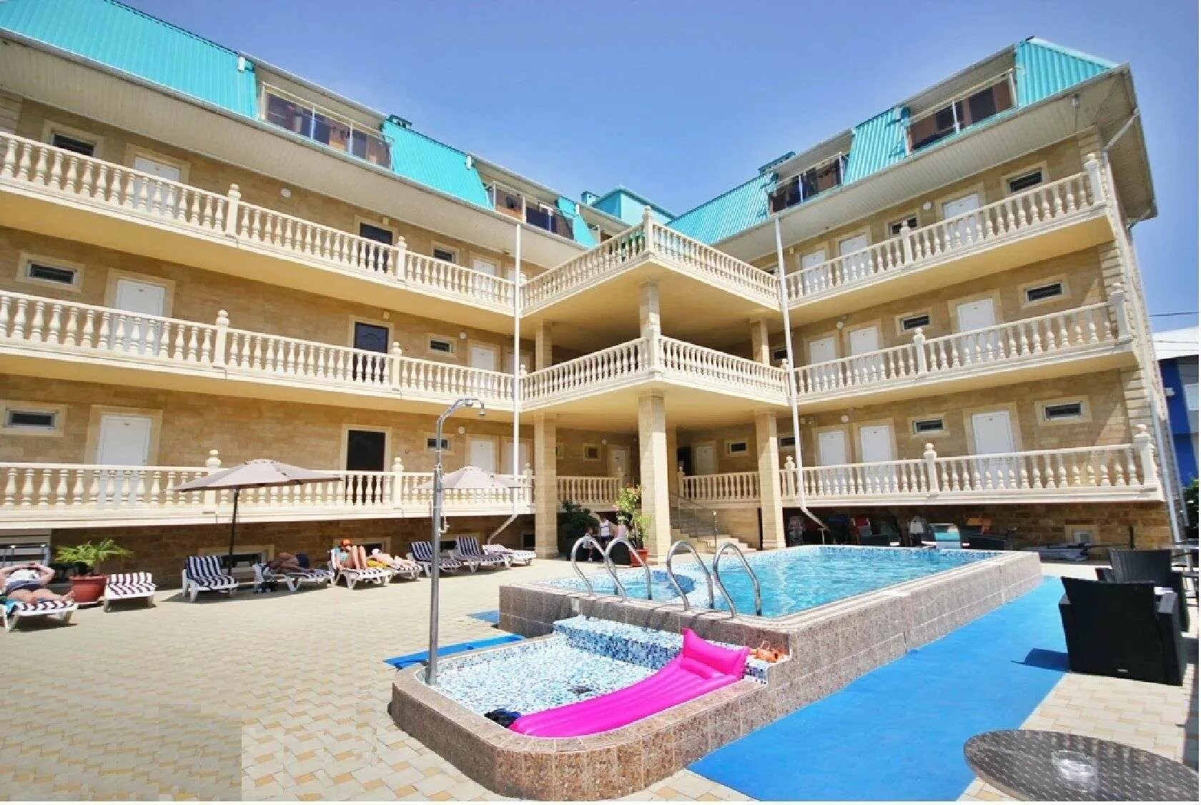 Пер лок витязево. Пермь. Пер лок витязево. Золотые пески анапа витязево. Сапфир витязево официальный.