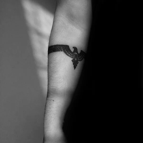 Band tattoo. Тату полосы. Тату браслет на ноге мужские. Тату браслет мужской. Band tattoo.