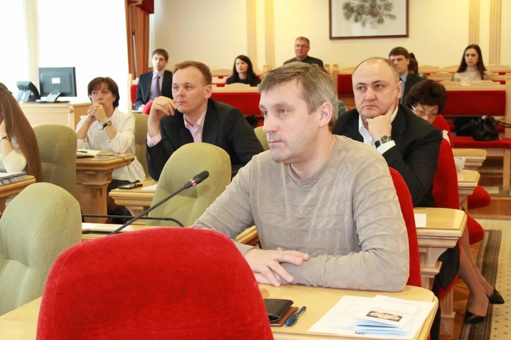 управляющий дом 12