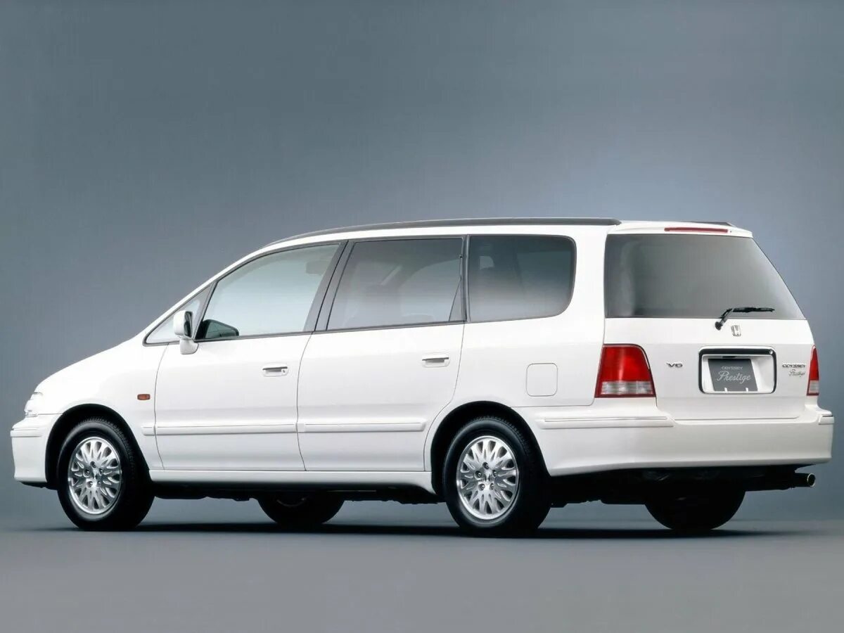 Мицубиси одиссей. Хонда одиссей. Машина хонда одиссей. Honda odyssey rb3 2009. Машина хонда одиссей.
