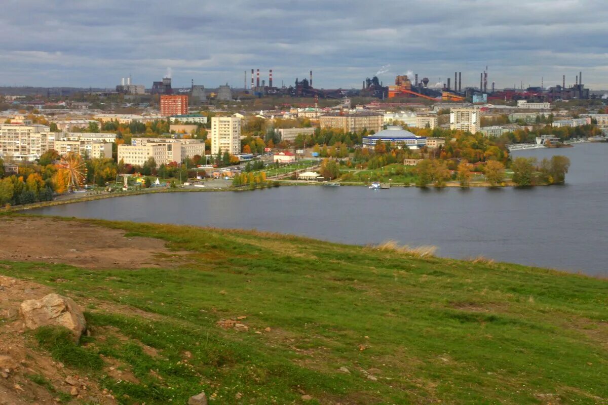 Прогноз на сегодня нижнем тагиле. Нижний Тагил. Нижний Тагил панорама. Верхний Тагил и Нижний Тагил. Город Урала верхний Тагил.