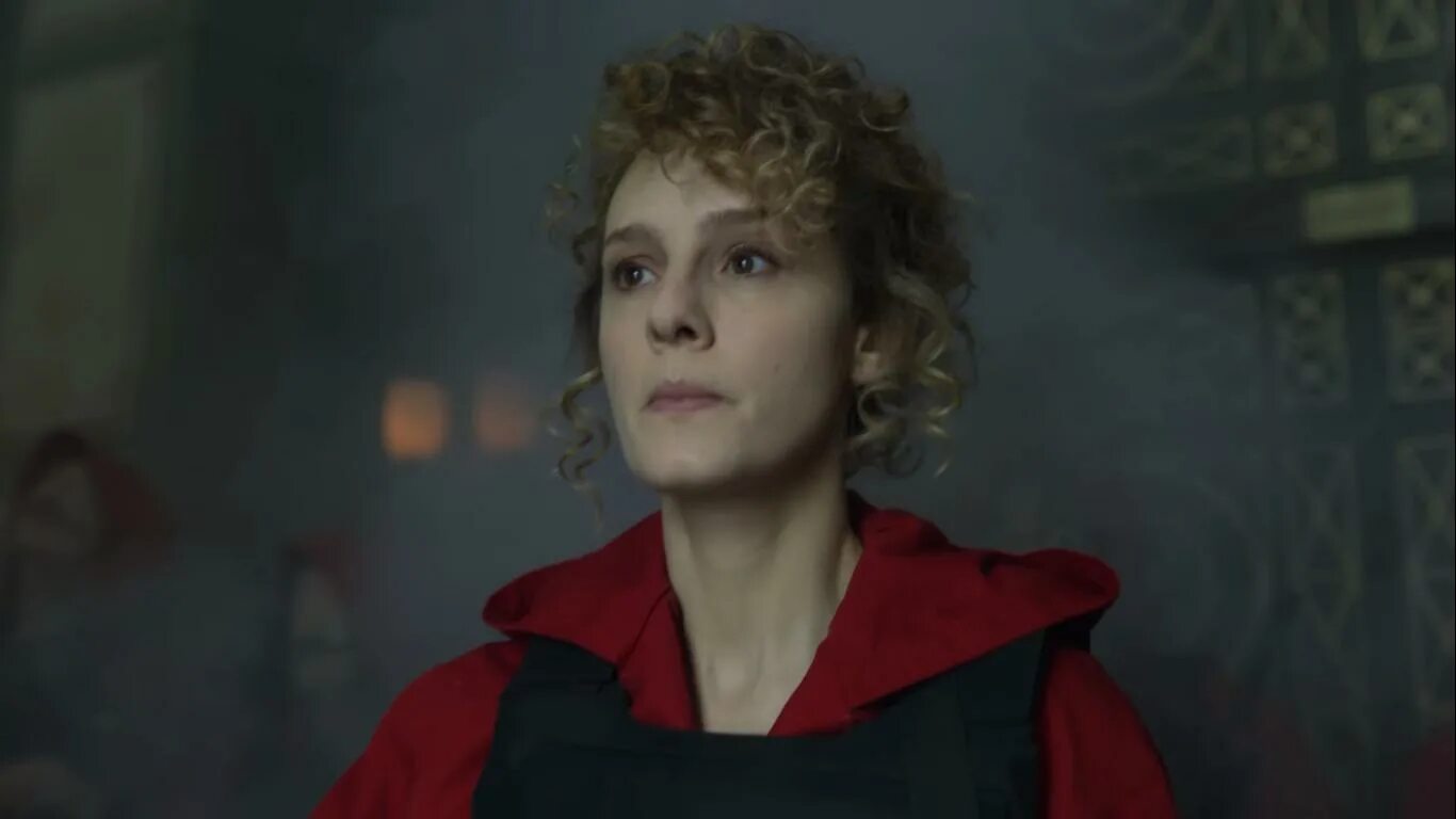 стокгольм бумажный дом. эстер асебо горячие. эстер асебо бумажный дом. бумажный дом сериал токио. эстер асебо 1 сезон бумажный дом.