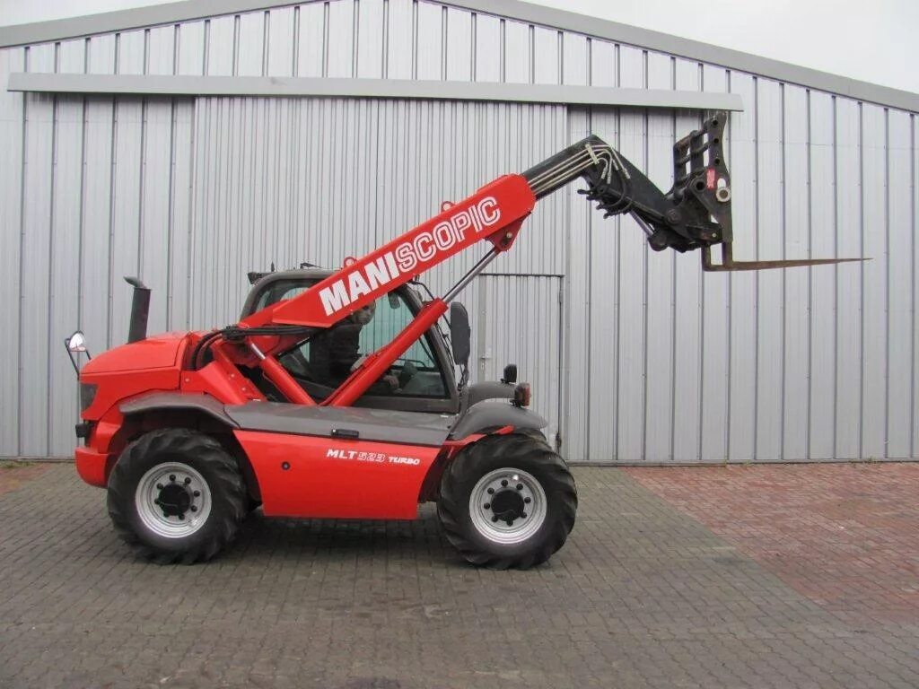 Маниту это. Маниту mlt 523 t. manitou mt 523. маниту 735. маниту погрузчик 737.