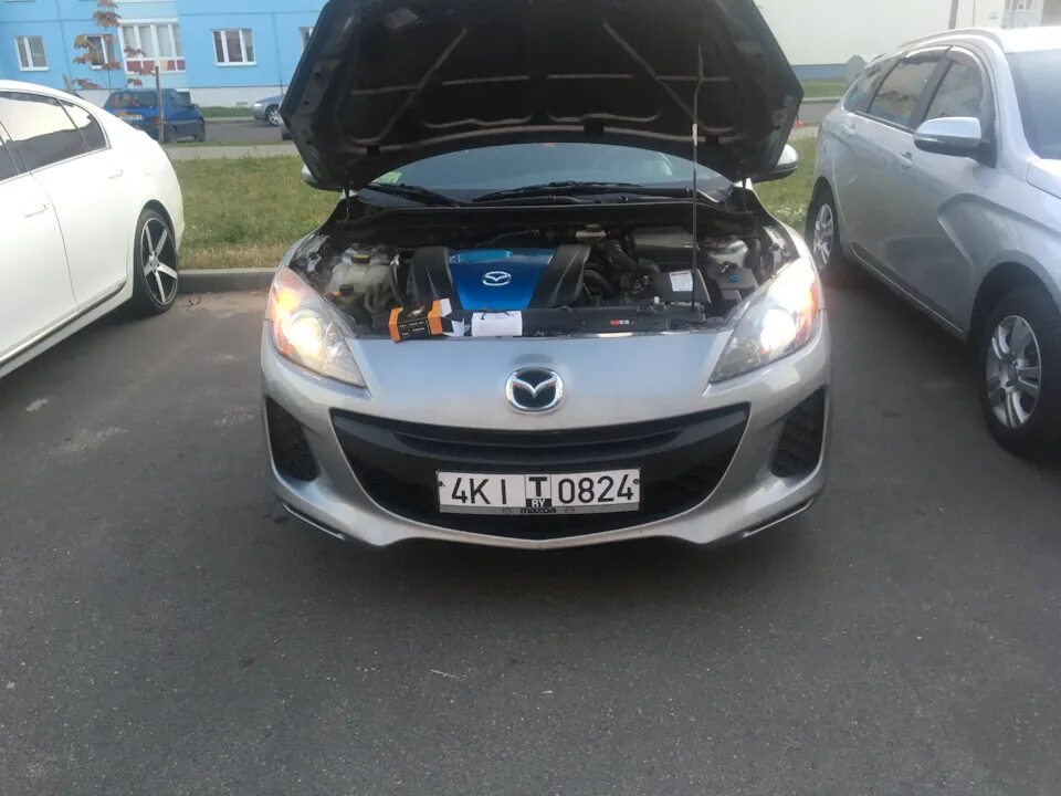 Цоколь для галлогенновой лампы ближнего света - Mazda 3 (1G) BK, 1,6 л, 2005 год
