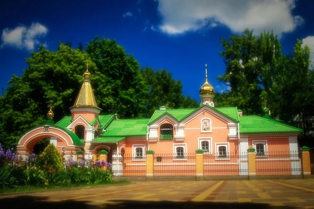 свято-георгиевский храм ростов-на-дону коммунистический. храм георгия победоносца ростов-на-дону. церковь на коммунистическом в ростове на дону. георгиевский храм ростов. георгиевская церковь ростов на дону.