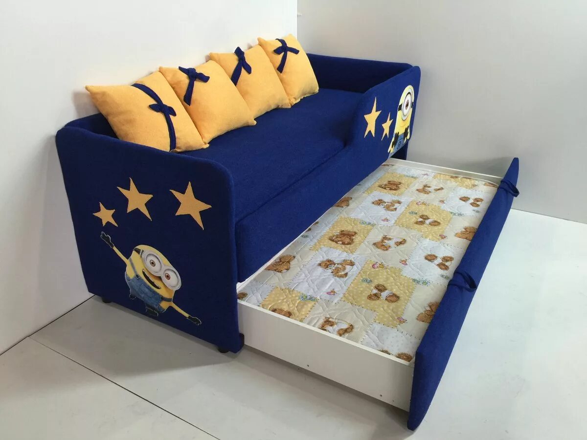 Детский диван фото. Диван кровать для детей. Диван-кровать с бортиками. Диванчик для мальчика 5 лет. Диван детский с бортиками с двух сторон.