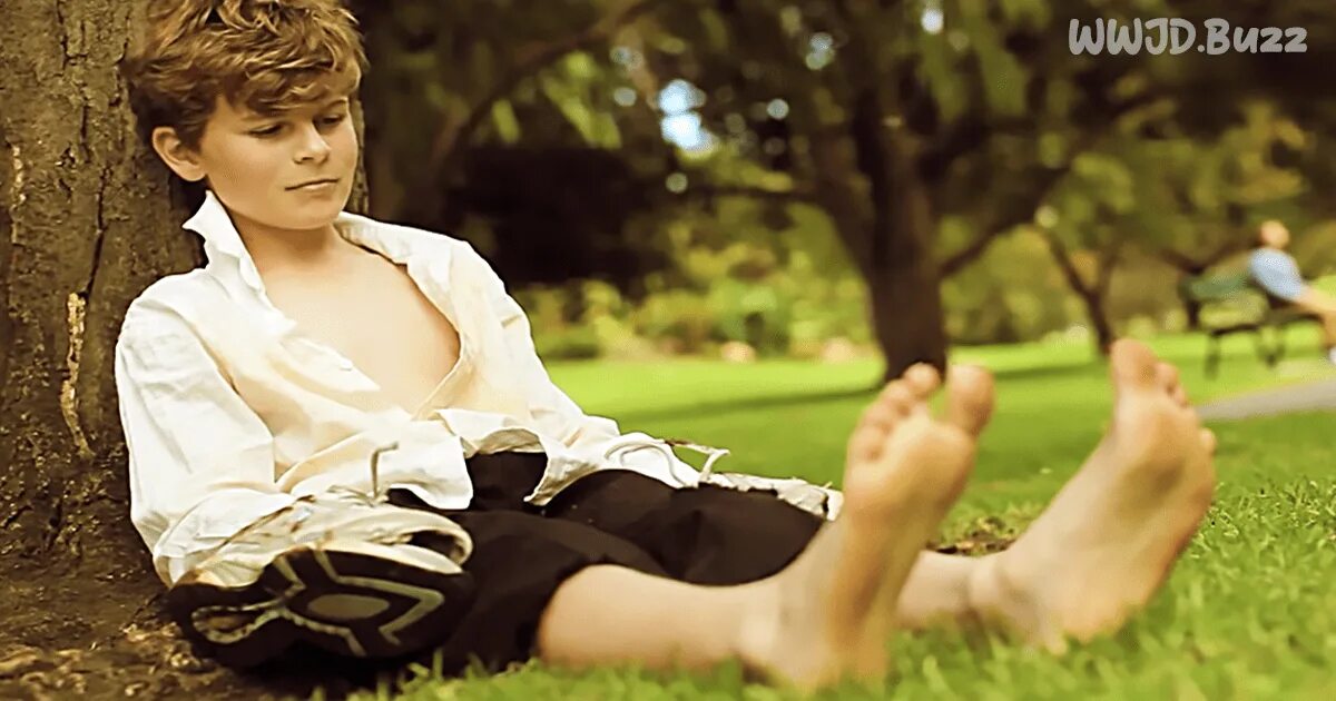 Buckle my shoe. Put on my shoes. Where is shoe. Джек хамм рисуем карикатуры шутя. Стихотворение на английском one two buckle my shoe.