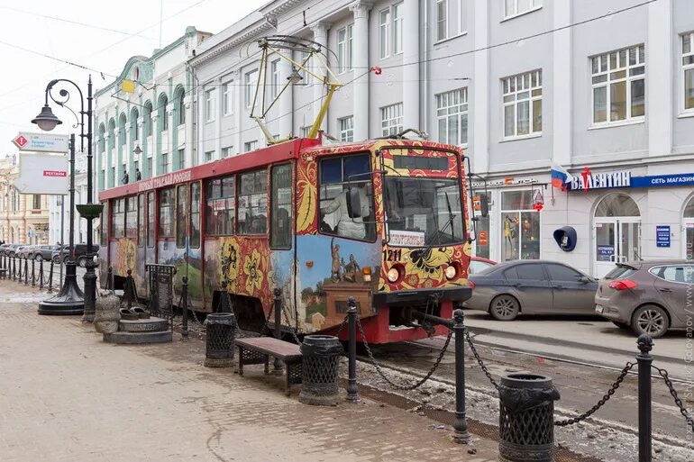 экскурсионный трамвай в нижнем новгороде. нижний новгород ретротрамвай. экскурсионный трамвай кафе нижний новгород. трамвай благовещенская площадь нижний новгород. кафе трамвай казань.