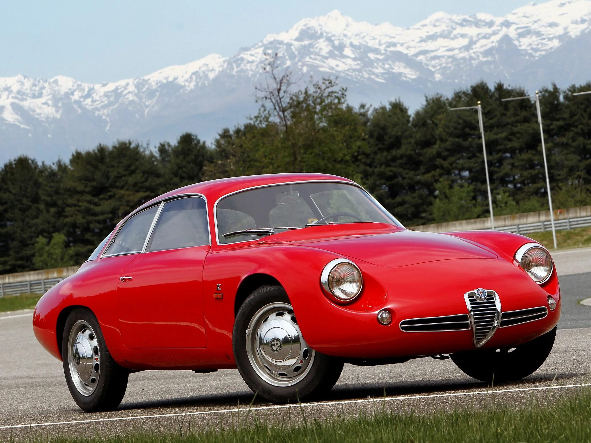Альфа ромео трейлер. Alfa Romeo Giulietta 1961. Альфа Ромео Спайдер 1961. Альфа Ромео 300. Alfa Romeo Sprint Zagato.