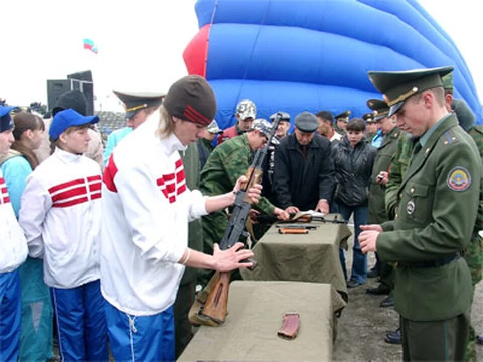 Телефон военкомата омск. Военкомат Омск. Сборный пункт военного комиссариата Омск. Комиссары Омской области военкомата. Военный комиссар Омской области.