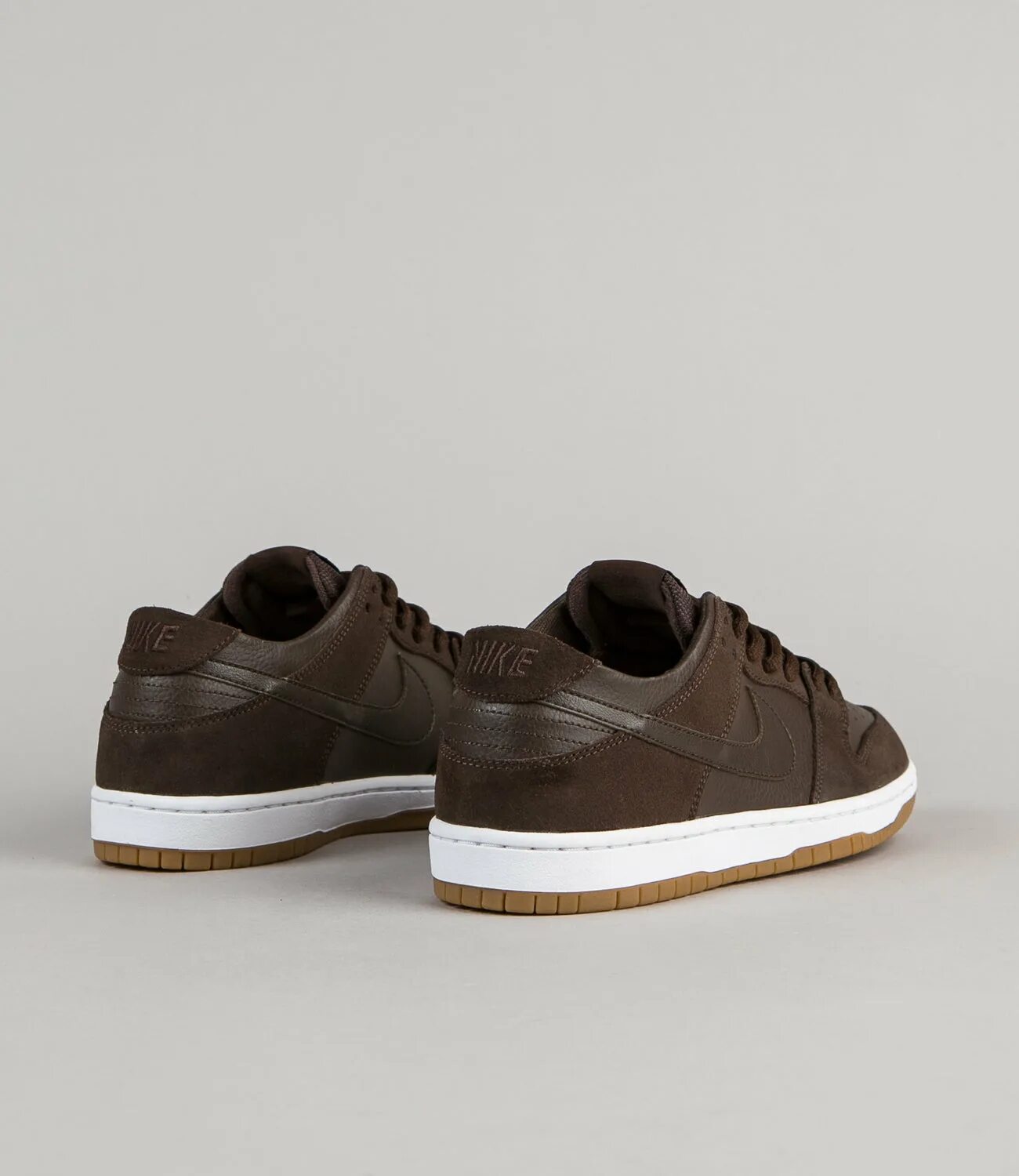 Nike SB Dunk Low Brown. Nike SB Dunk Low Pro Brown. Nike SB Dunk Low Black White and Brown. Nike Dunk Low Pro Brown.