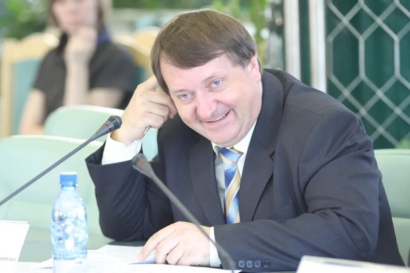 Курылин мэр города жигулевск. Мэр жигулевска 2021. Фотография мэра города жигулевск. Мэр города жигулевска. Классен владимир яковлевич жигулевск.