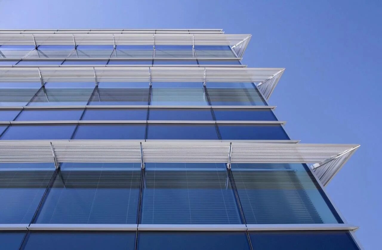 Закаленное стекло float 10 мм. Лист стекла. Separatory funnel. Термополированное стекло. Прозрачное стекло материал.