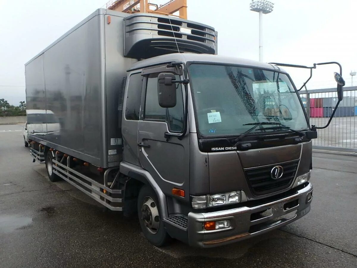 Nissan Diesel Condor 5 тонн. Nissan UD Condor. Ниссан дизель Кондор UD. Nissan Diesel Condor 680. Купить ниссан дизель в москве