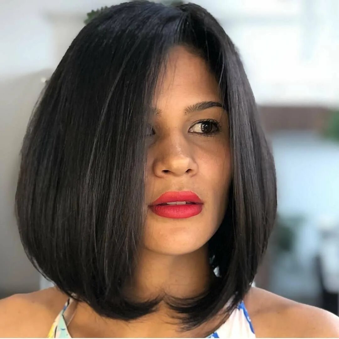 Включи каре 2. Каре Лонг Боб. Стрижка Lob long-Bob. Стрижка Лонг Боб каре. Лонг Боб 2023.