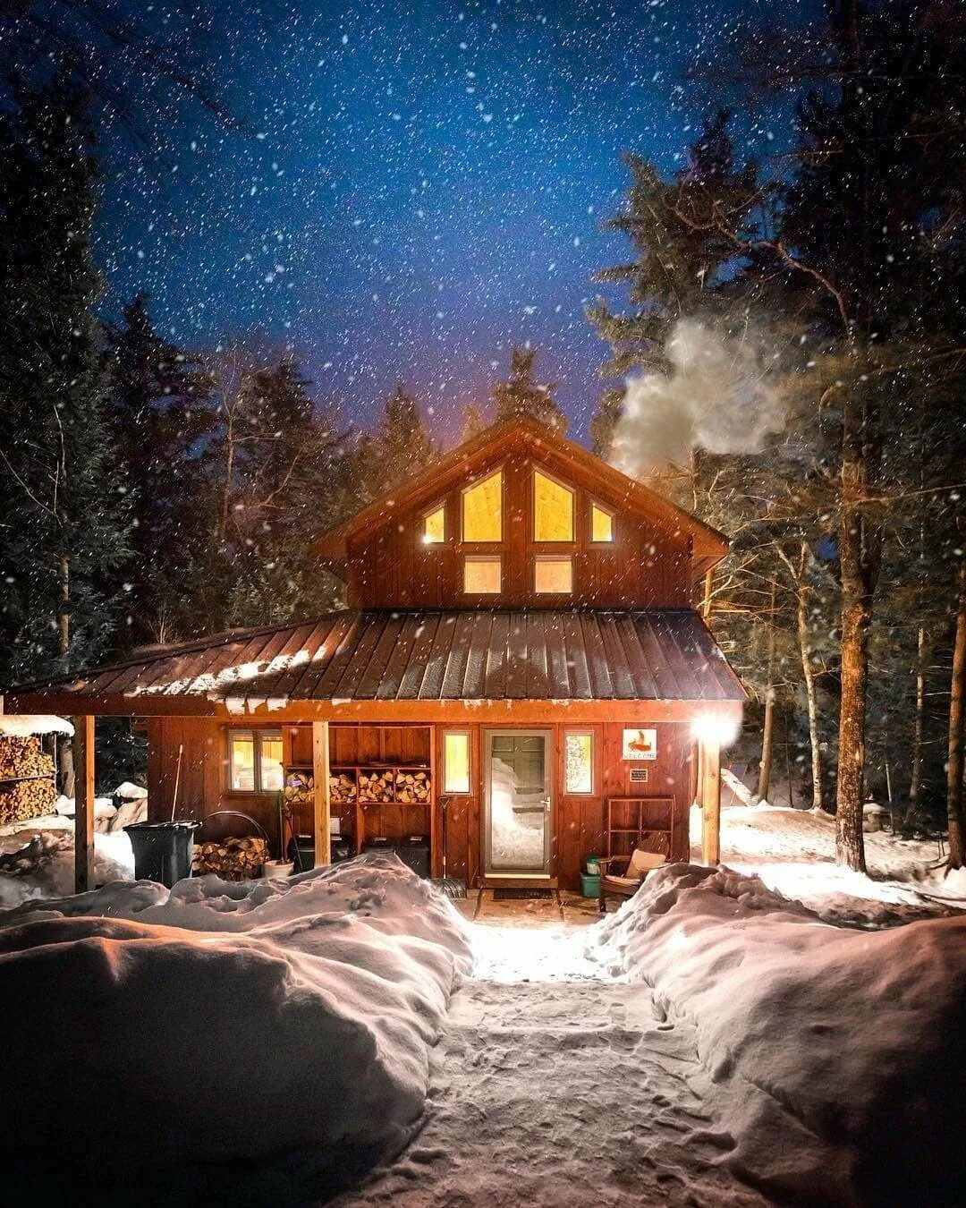 Дом снег фото. Винтер хоум. зимний дом. домик в лесу. домик в зимнем лесу.