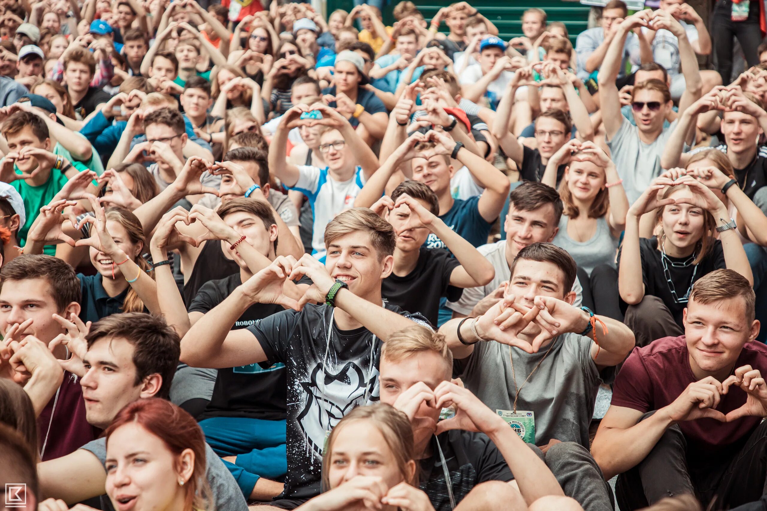 высшее посвящение. выпускники университета. разговор с духом. высшее посвящение. торжественная церемония посвящения в студенты.