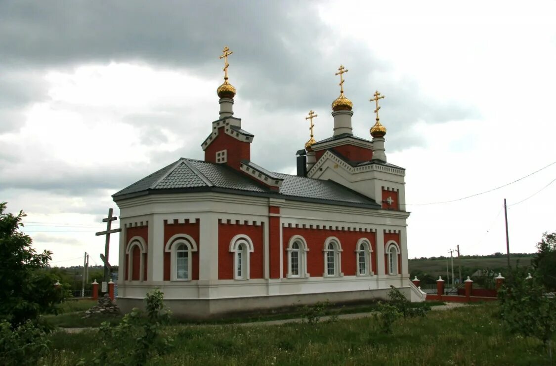 Деревня эртиль воронежская область. Храм вознесения господня в с. Большая добринка эртильского. Большая добринка эртильского. Самовец воронежская область храм.