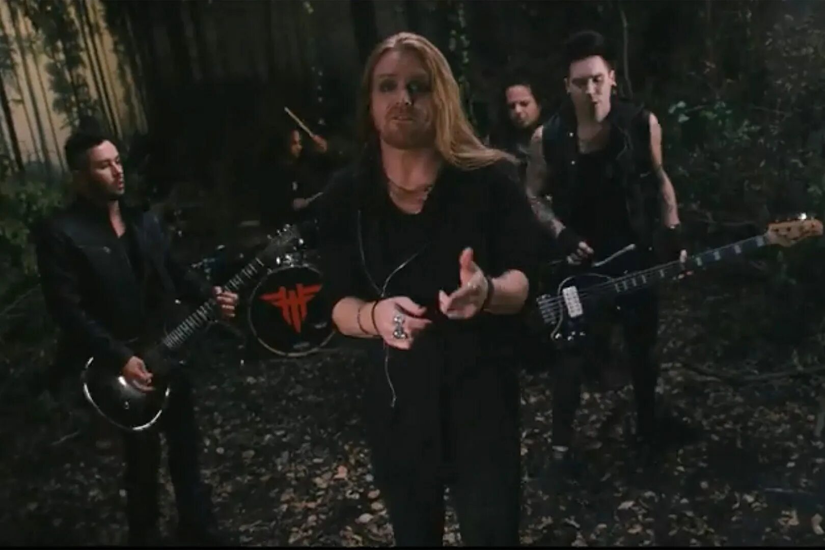 Разум. Thought fire. Thought fire. Thought fire. Dragonforce обложки.