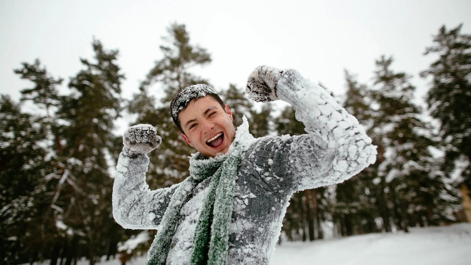Русские парни в военной форме. Мужчина в феврале. Мужчина в феврале. Брутальный подарок для мужчины. Парень в куртке.