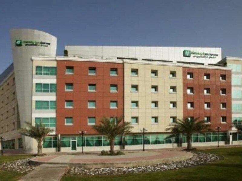 Холидей интернет сити. Отель Holiday Inn Express Dubai Jumeirah. Отель Holiday Inn Express Dubai Internet City. Холидей ИНН интернет Сити Дубай. Holiday Inn Express Dubai Jumeirah 2.