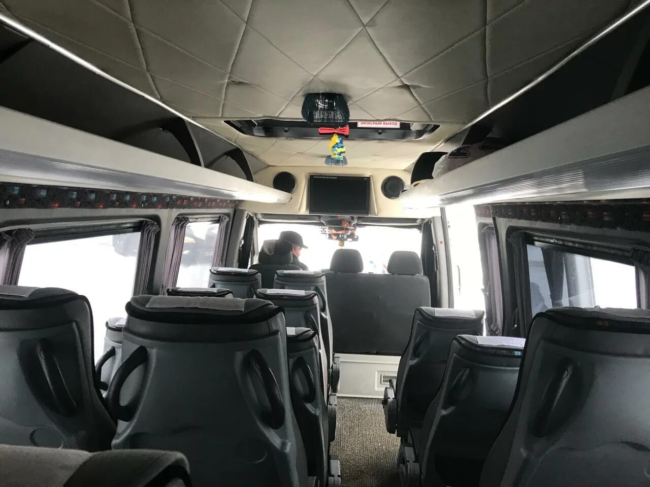 Микроавтобус 19 мест. Mercedes sprinter 19. mercedes sprinter 19 мест. мерседес бенц спринтер 19 мест. микроавтобус мерседес 19 мест.