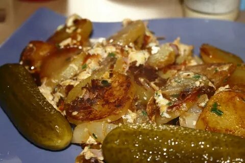 Картошка с мясом с огурцами