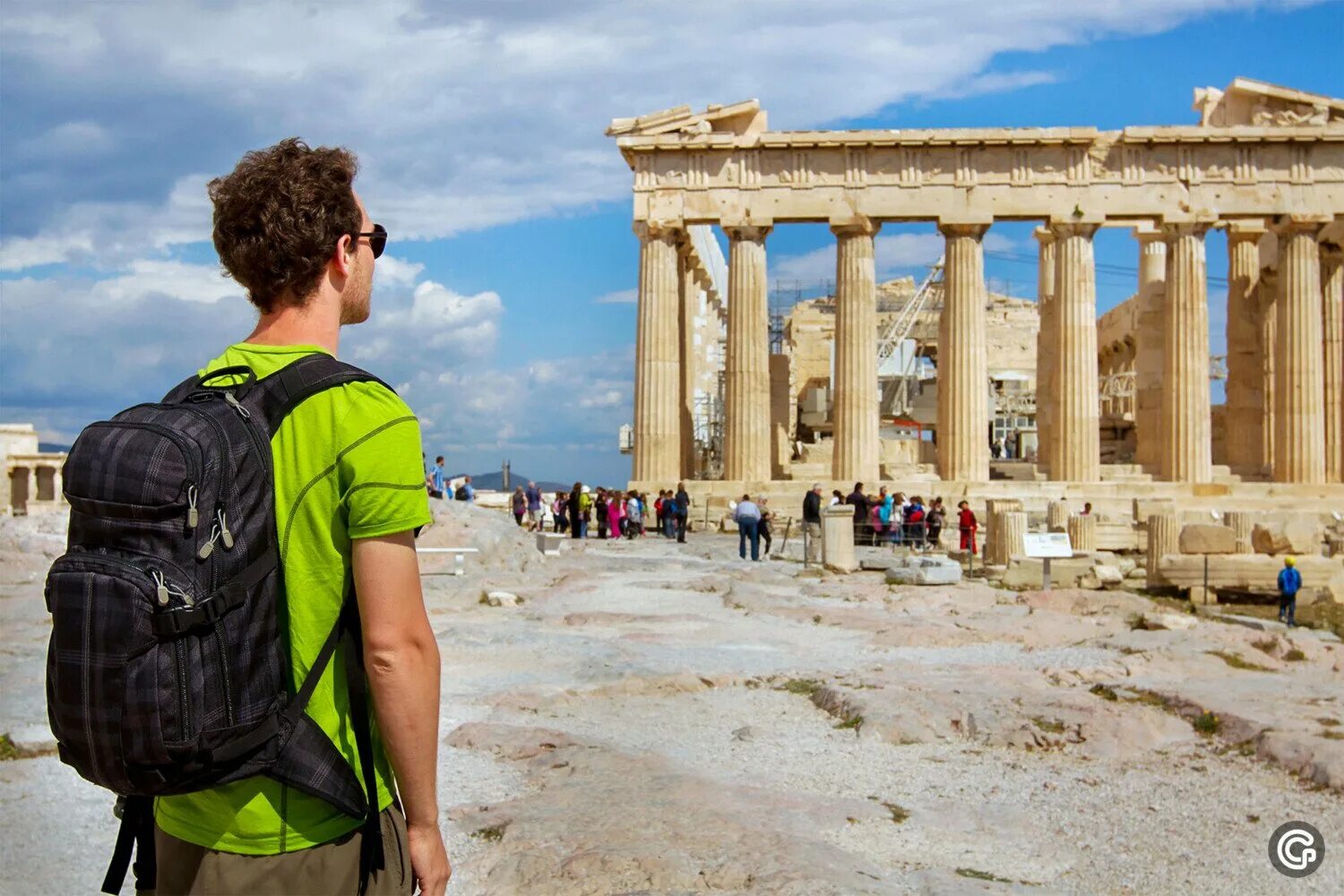 Греция Афины Парфенон туристы. Афины Греция Колизей. Экскурсия Акрополь в Афинах. Историко-культурный туризм. Человек живущий в греции