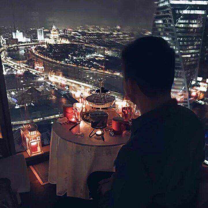 Парень в кафе без лица фото Трюк с дымом=) Lucky bar, Новоросс:) YouTube