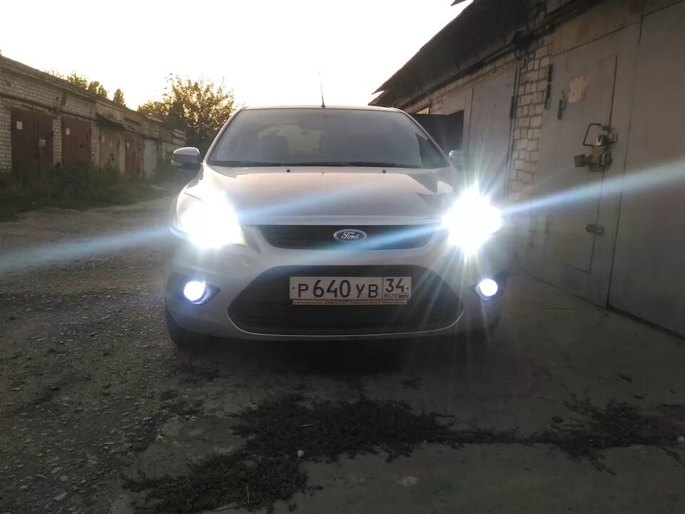 Фокус освещение. Ford Focus 2 led лампы. Лед лампы Форд фокус 2. Led лампы Форд фокус 2. Светодиодные лампы Ford Focus 2.