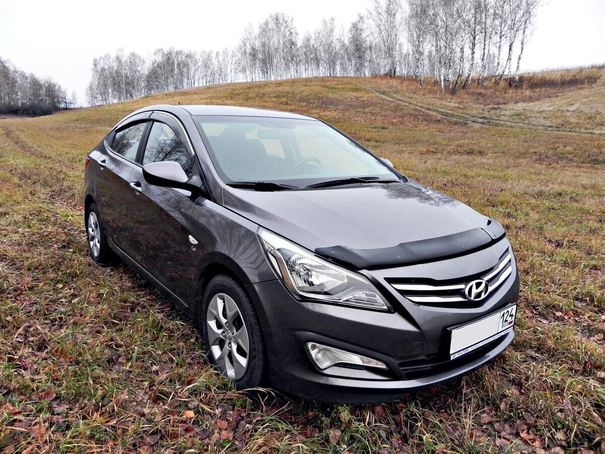 Hyundai Solaris 2015. Hyundai Solaris 2015 серый. Хендай Солярис 2015 года Рестайлинг. Hyundai Solaris 1 Рестайлинг серый.