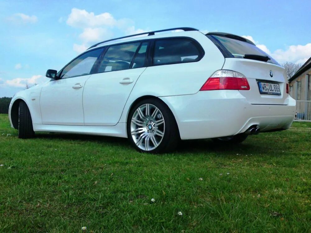 Универсал м. BMW e61 Touring. BMW e60 Touring. BMW e60/e61. BMW e61 универсал.