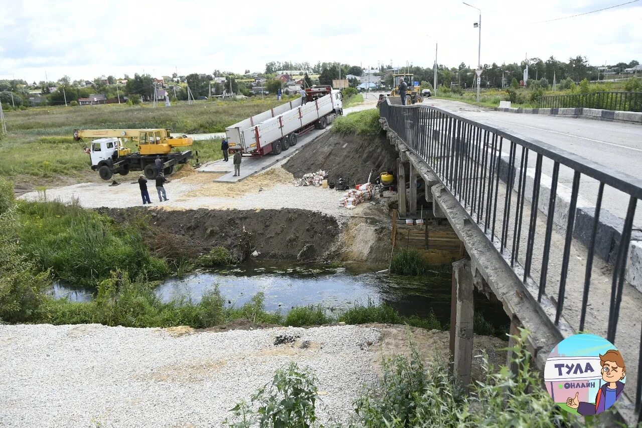Зареченский мосту через реку упа тула. Мост через реку упа в туле. Баташевский мост тула. Демидовский мост тула реконструкция. Оружейный мост в туле.