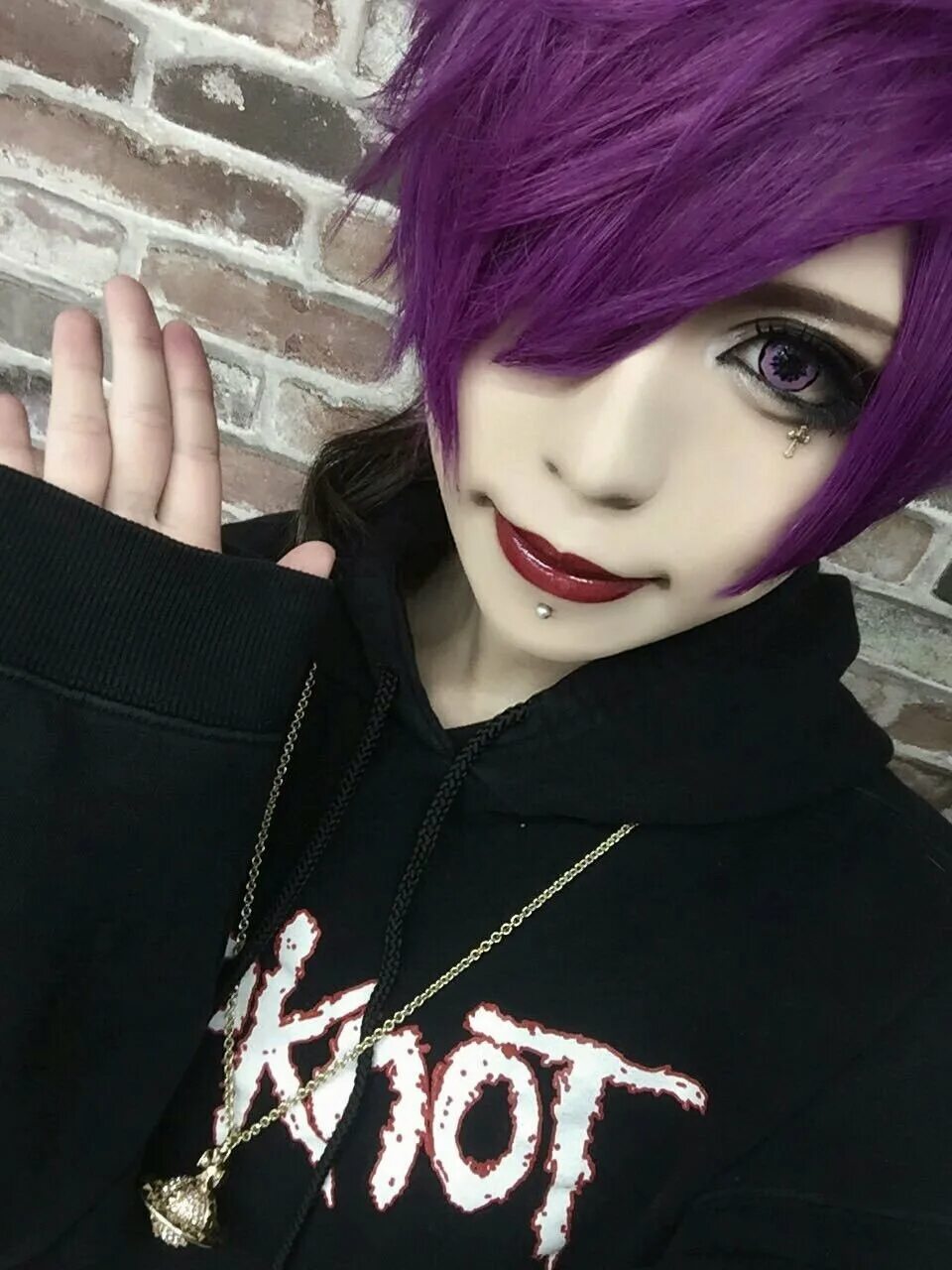 Эмо макияж. Вижуал кей макияж. visual kei стиль. visual kei макияж. visual kei hair.