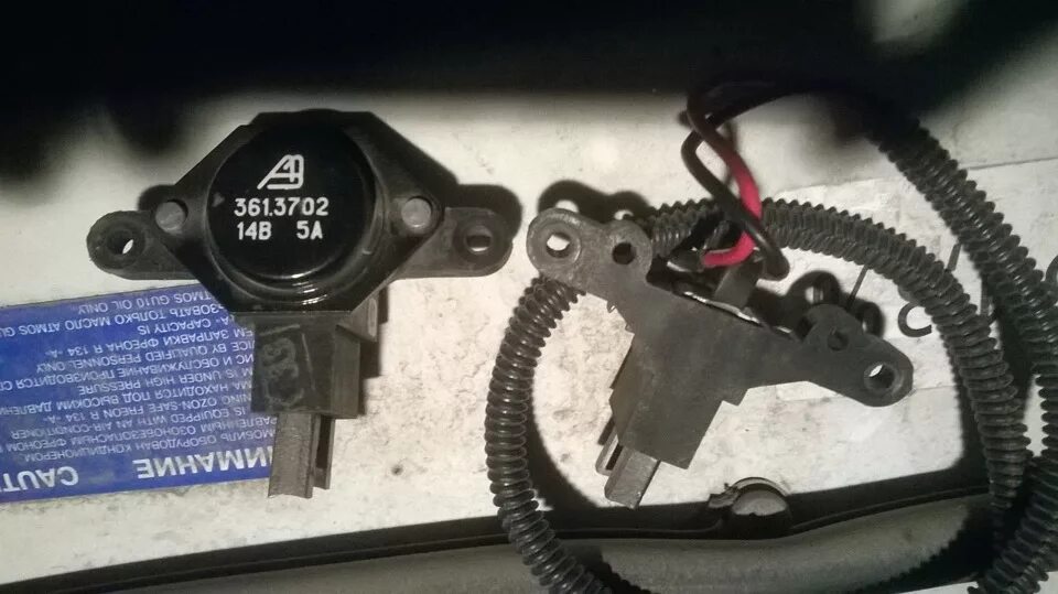 регулятор напряжения 68. 3702 регулятор напряжения. 3702. 3702 камаз. регуляторы напряжения 3702.