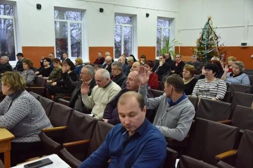 Сайт дятьковского городского суда. Дятьковский районный совет. Дятьковский районный совет народных депутатов. Глава Дятьковского района Арсенов. Дятьковский районный совет народных депутатов декларации.