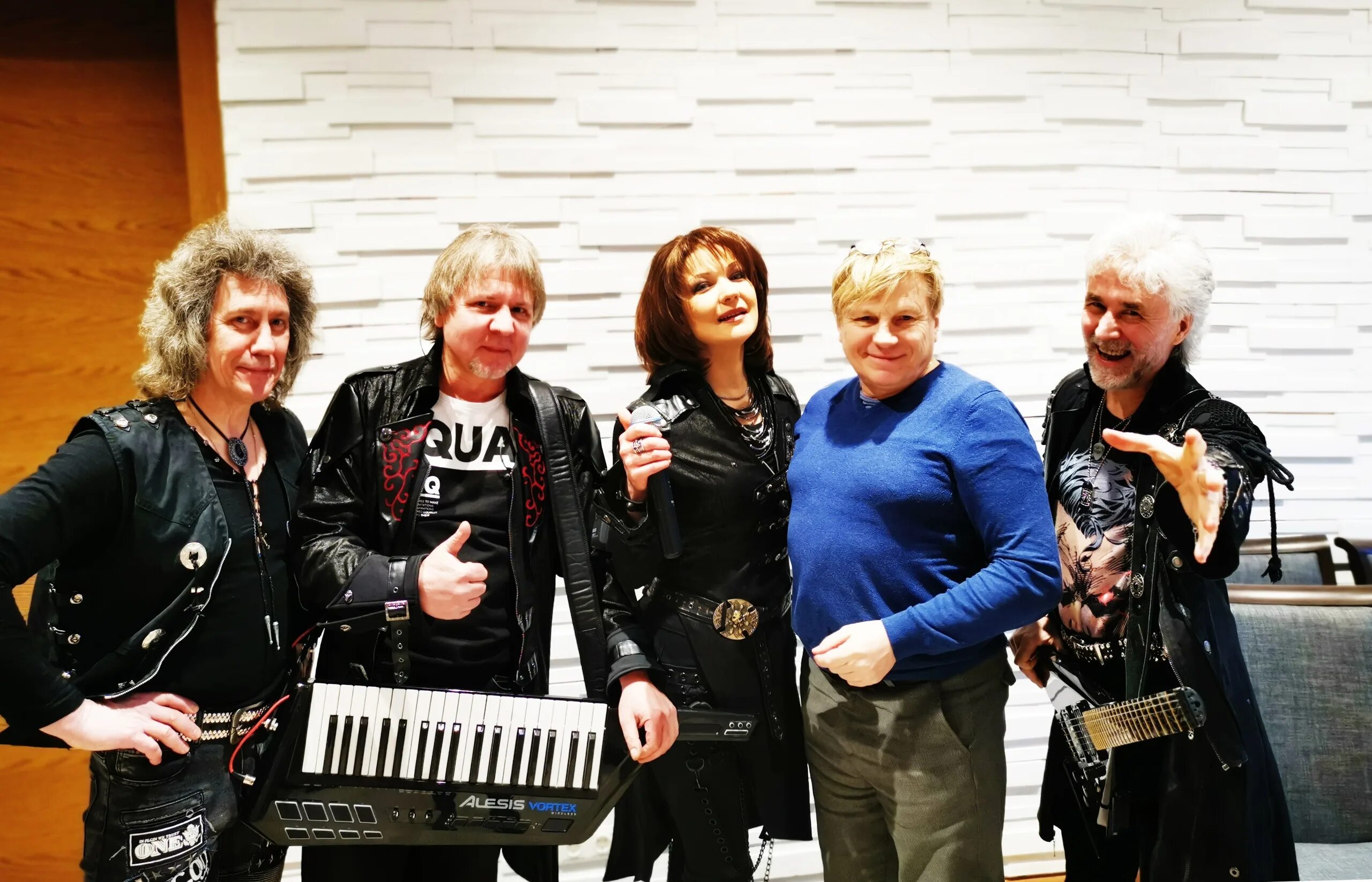 Группа мираж болдышева и горбашов. Группа мираж. Андрей литягин мираж. Мираж солистки. Группа мираж болдышева и горбашов.