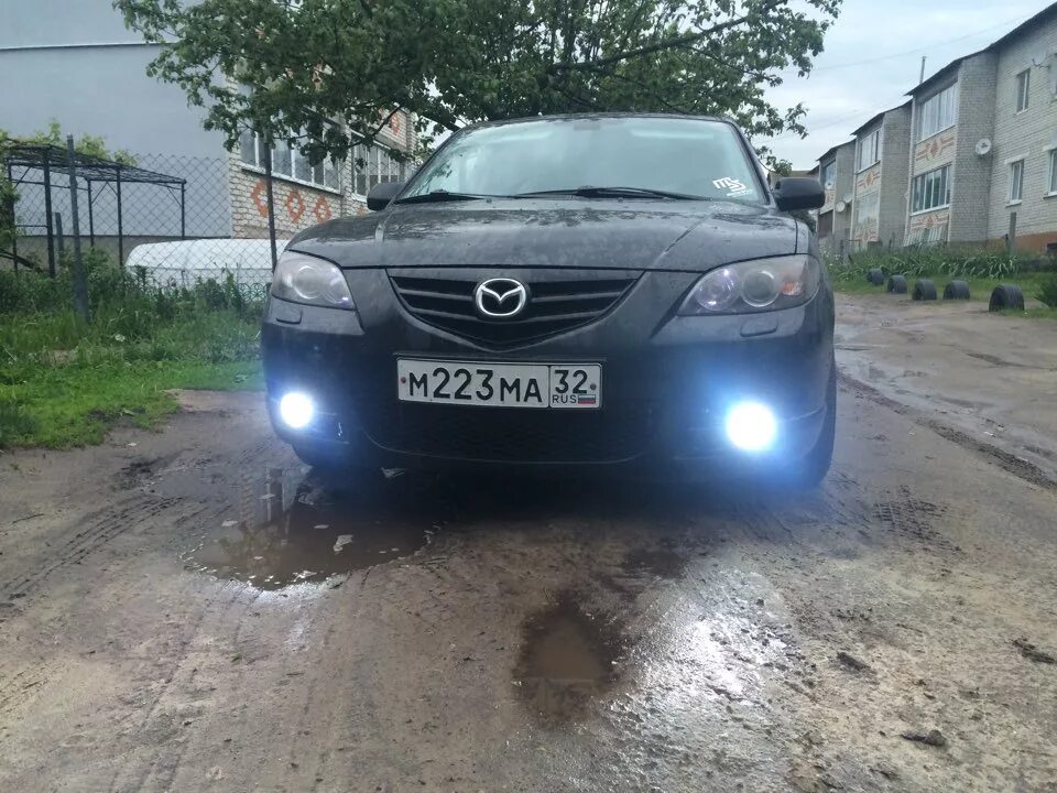 Mazda 3 BK ксенон. Led ПТФ Мазда 3 БК. Mazda 3 BK ПТФ лед. Противотуманки на мазда3 2007г. Ксенон мазда 3