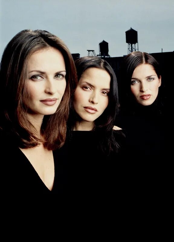 Группа the corrs. The corrs - talk on corners (1998). the corrs 2025. the corrs фото группы.